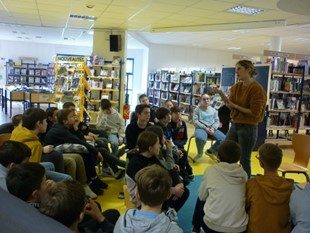 Niveau 6ème : Visites de la médiathèque de St Macaire par tous les élèves de 6ème du collège